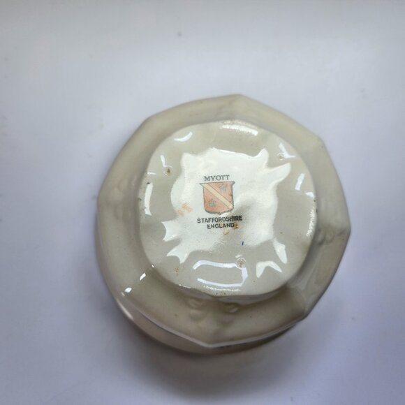 Myott Bowl MYO100 Fruit in Urn Blue Band Scalloped Edge Staffordshire England - Picture 6 of 8